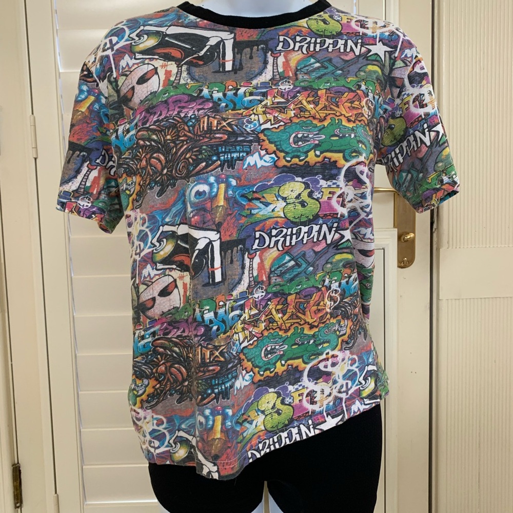 RUE 21 Mens graphic tee-shirt multi-color size xs